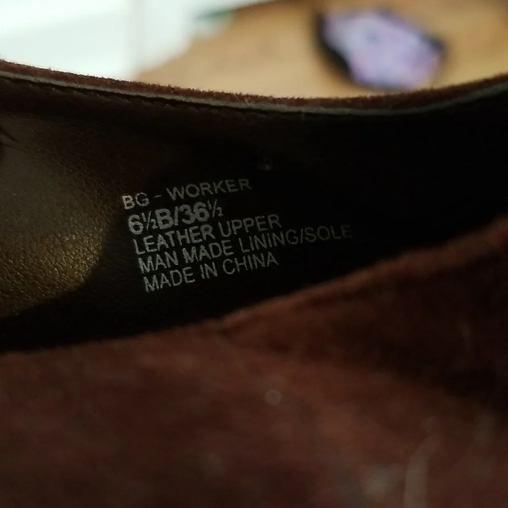 High Heels - Picture 3 of 5
